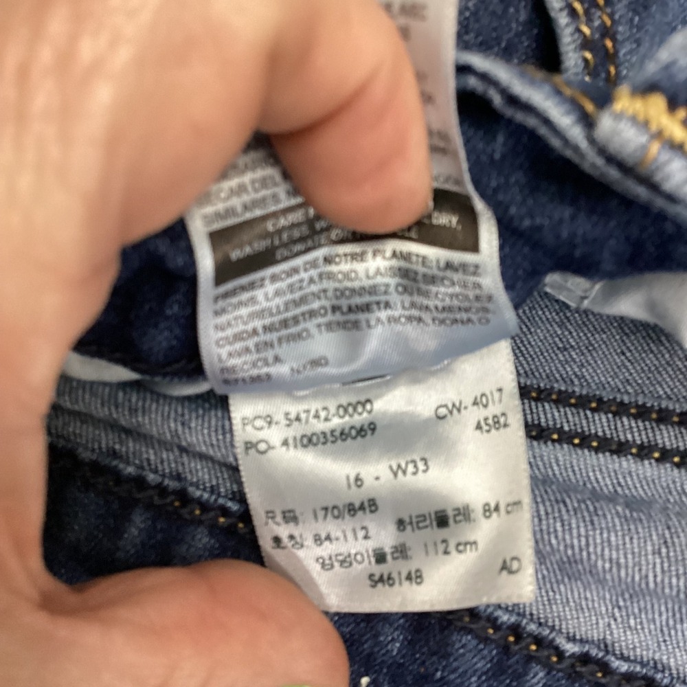 Signature Levi Strauss High Rise Slim Crop Jeans Size 16 Medium Wash Distressed - Picture 3 of 10